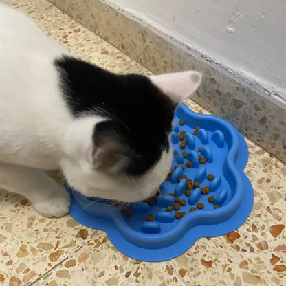 Silicone Pet Licking Pad - Slow Feed Non-Slip Mat for Cats & Dogs